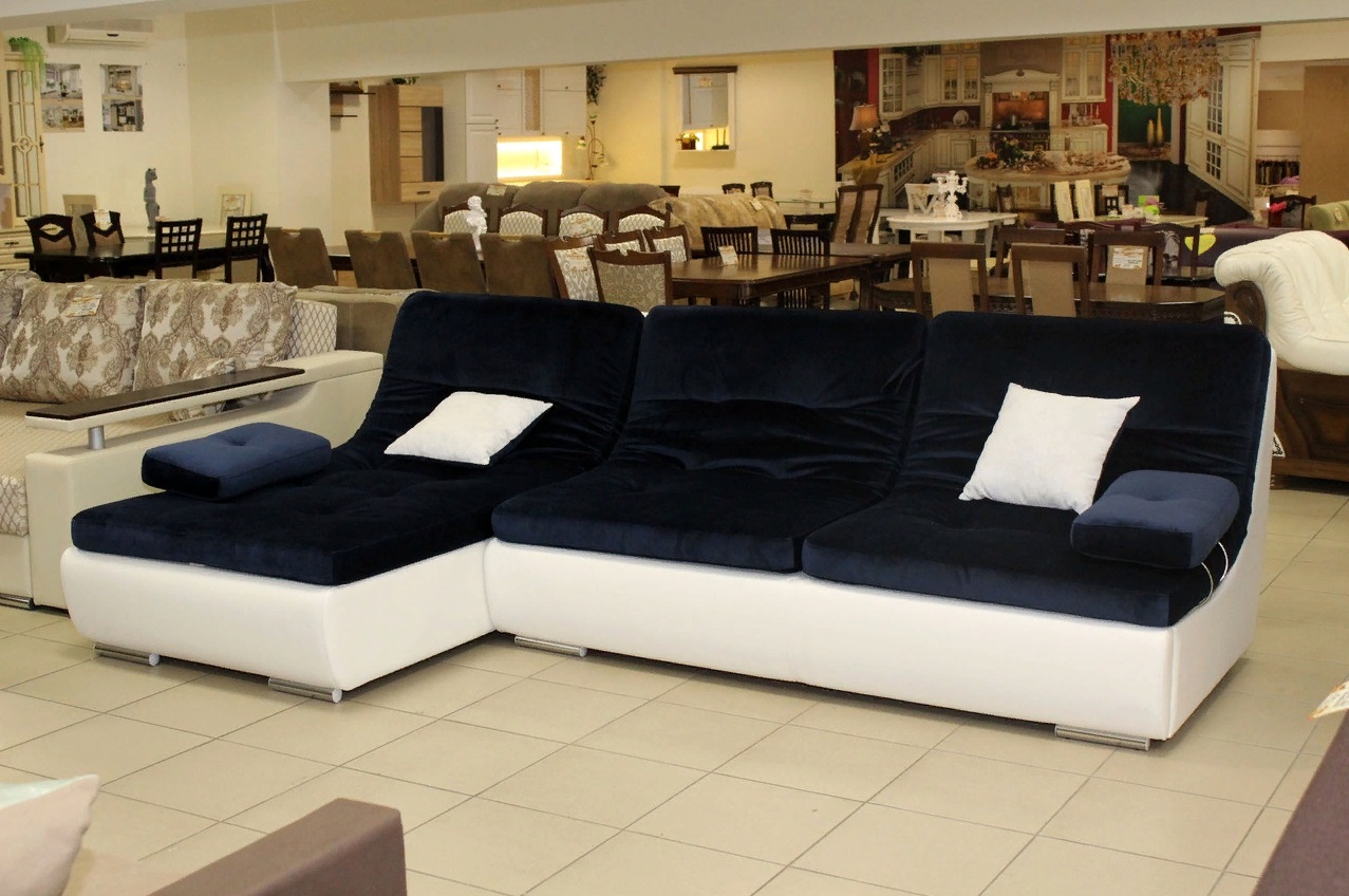 Разновидности и функциональные особенности раскладного дивана с механизмом Пума